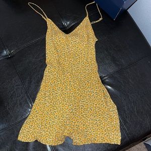 **3/$20** Aeropostale summer floral short romper